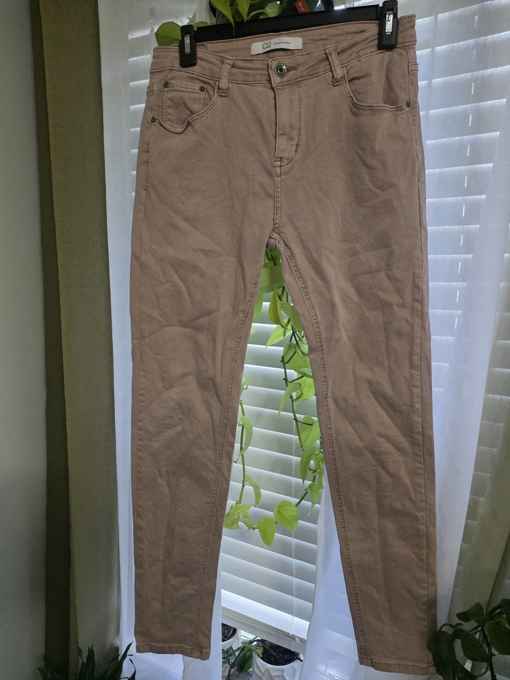 Q2 Women's Dusty Rose Skinny Jeans